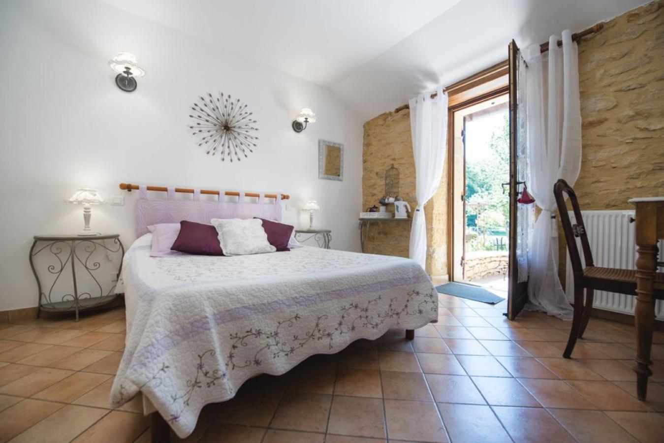 Les Filolies Bed & Breakfast Saint-Andre-d'Allas Екстериор снимка