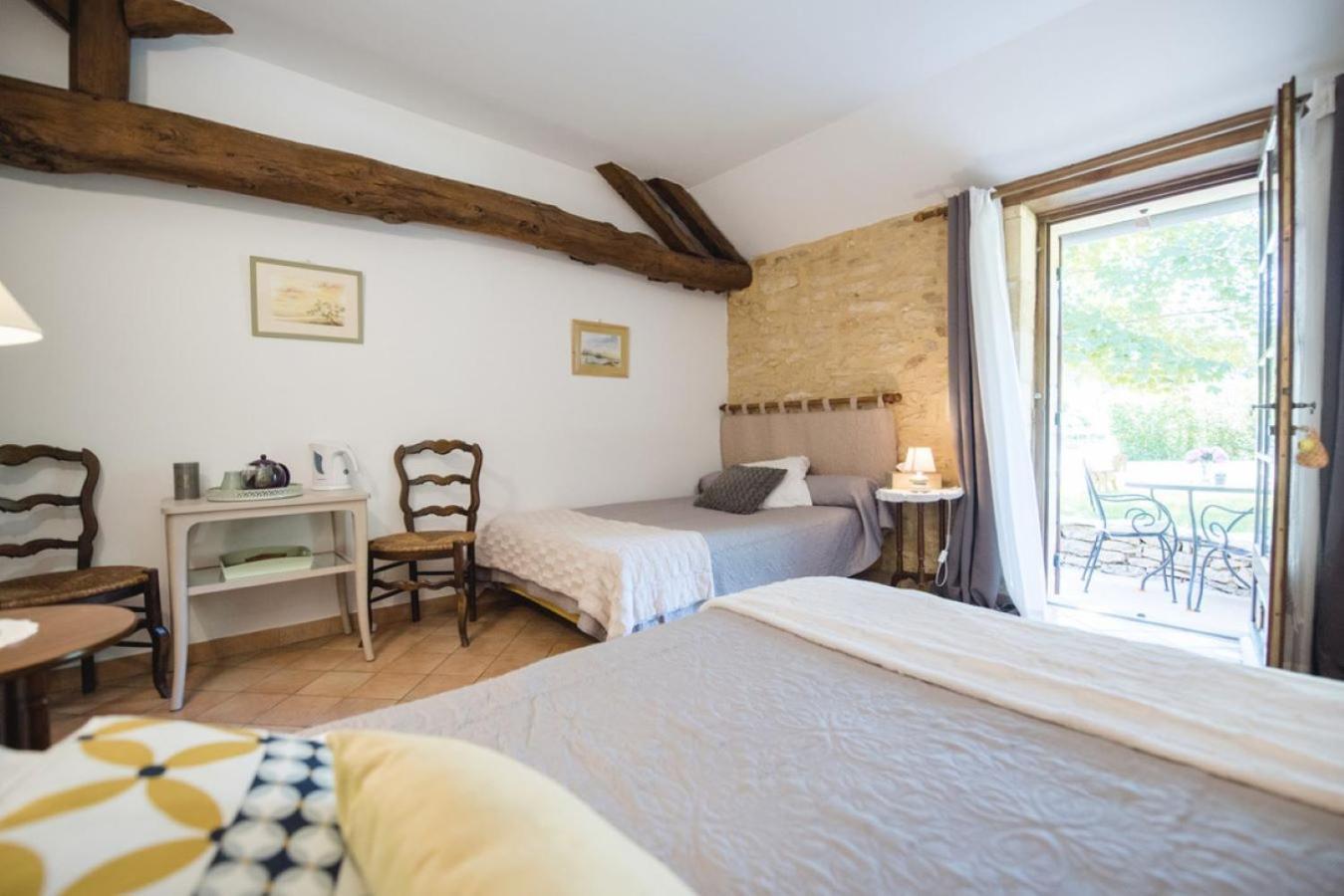 Les Filolies Bed & Breakfast Saint-Andre-d'Allas Екстериор снимка