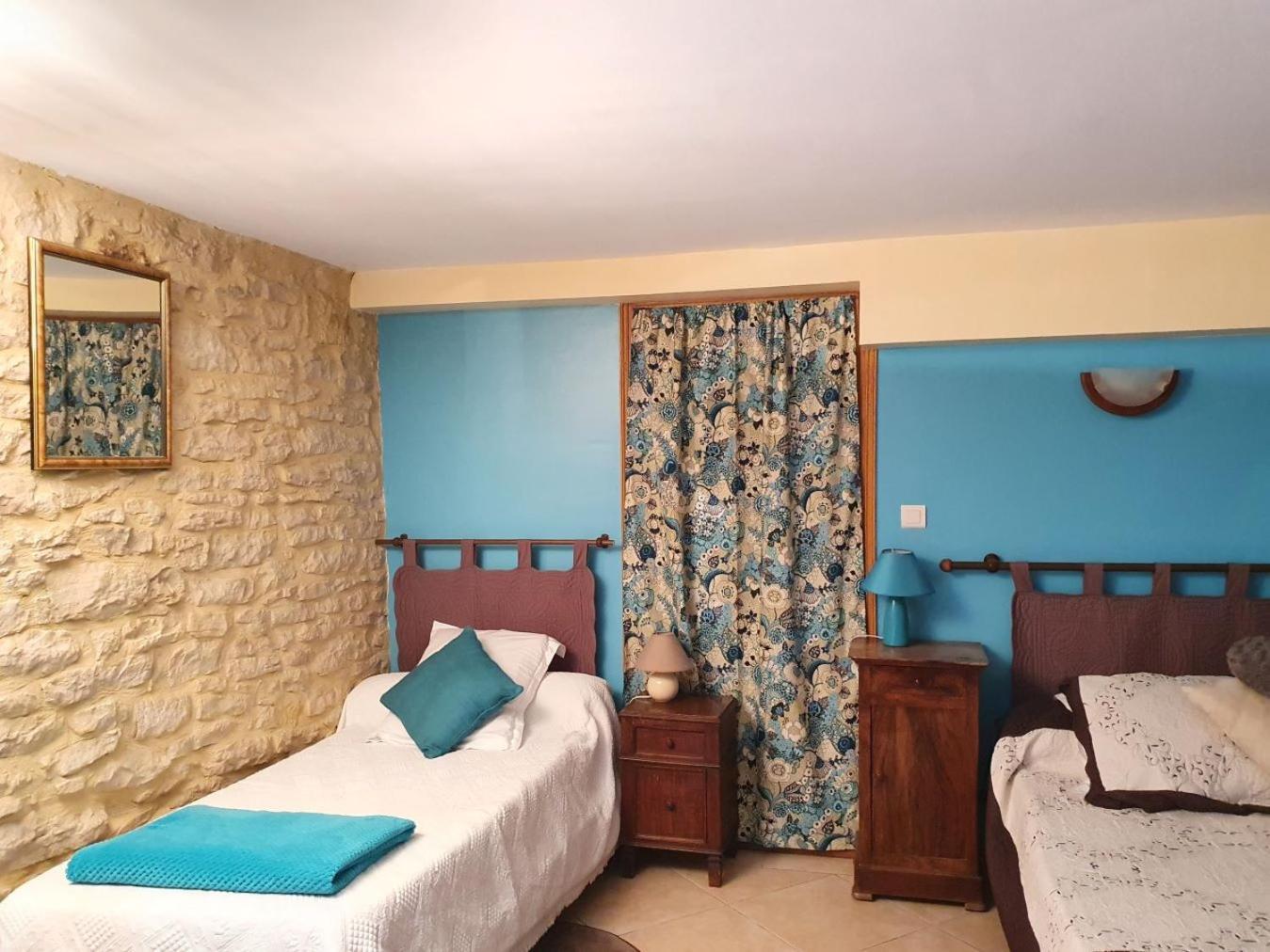 Les Filolies Bed & Breakfast Saint-Andre-d'Allas Екстериор снимка